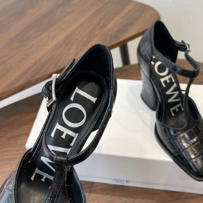 LOEWE 26S ONDA 90MM T-STRAP HIGH-HEEL SHOES IN BLACK EMBOSSED CROCODILE CALFSKIN