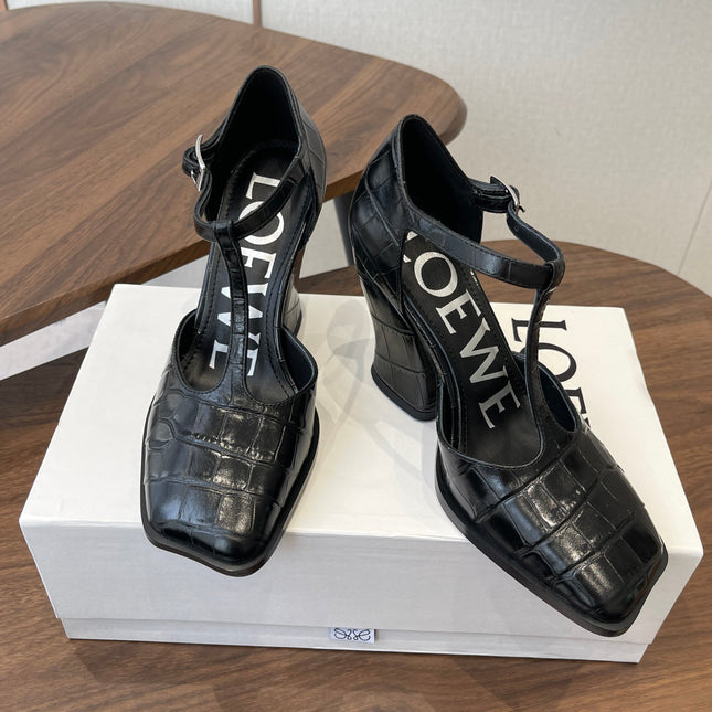LOEWE 26S ONDA 90MM T-STRAP HIGH-HEEL SHOES IN BLACK EMBOSSED CROCODILE CALFSKIN