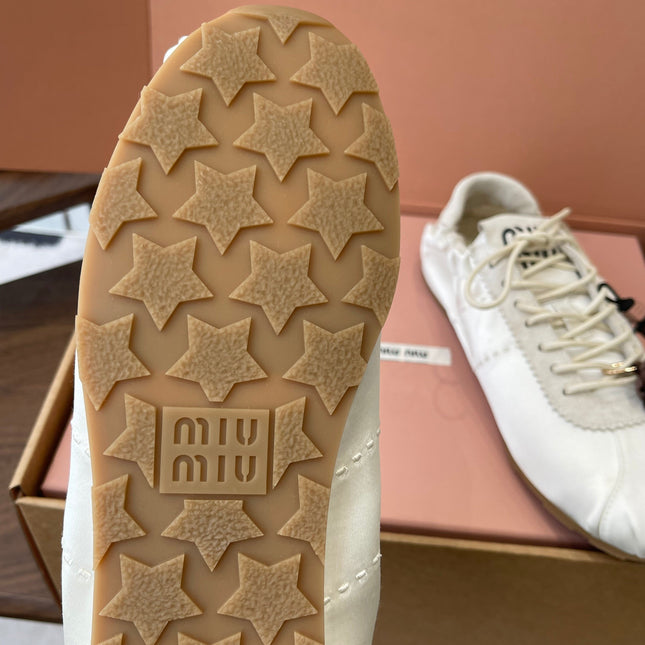 MIUMIU 26S SNEAKERS IN IVORY WHITE PLUME SATIN
