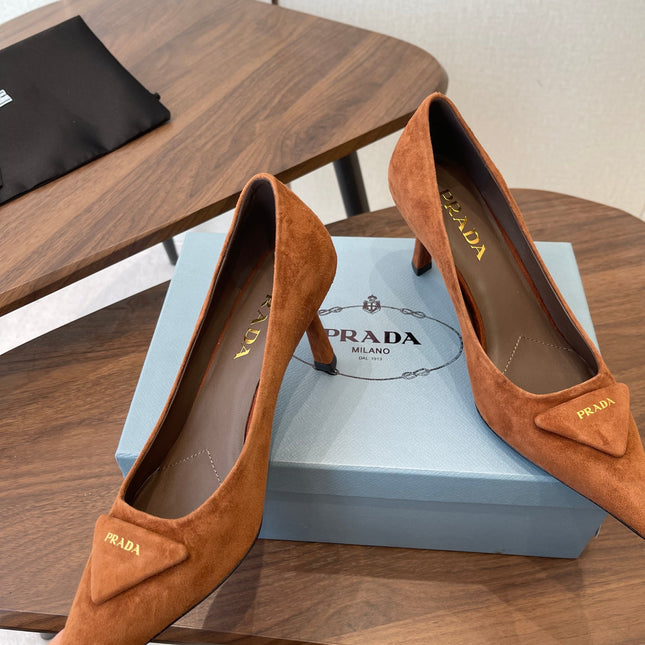 PRADA 26S POINTED TOE HIGH HEELS 75MM IN CARAMEL BROWN SUEDE WITH LOGO