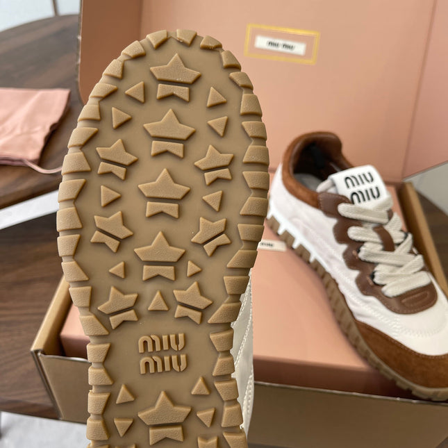 MIUMIU 26S SNEAKERS IN WHITE AND CARAMEL BROWN FABRIC AND SUEDE