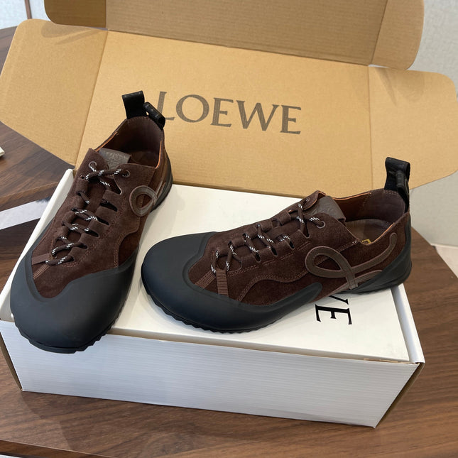 LOEWE 26S FLOW RUNNER SNEAKER 20MM IN DARK BROWN SUEDE