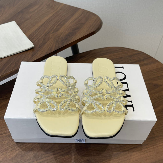 LOEWE 26S FLAT SANDALS IN LIGHT YELLOW CALFSKIN WITH CRYSTALS