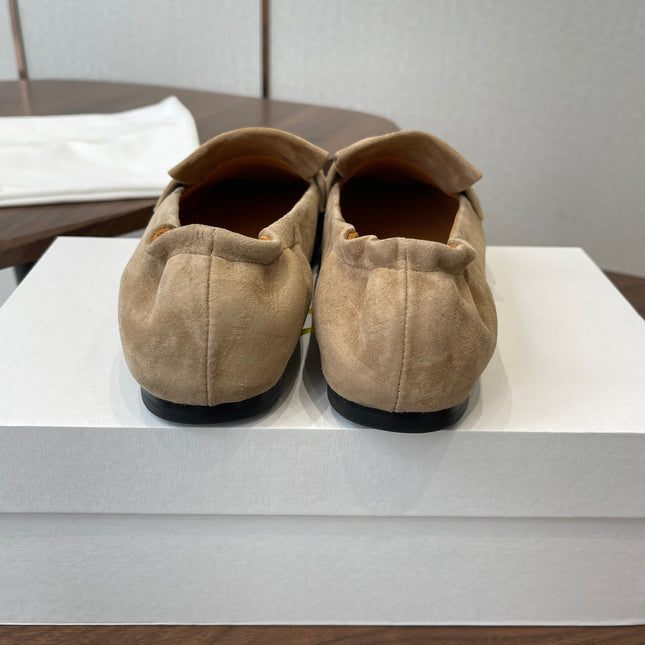 THE ROW 26S SQUARE TOE LOAFERS IN BEIGE SUEDE