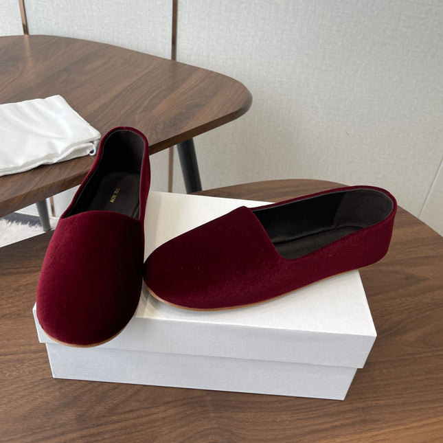 THE ROW 26S BALLET FLATS IN BURGUNDY RED VELVET