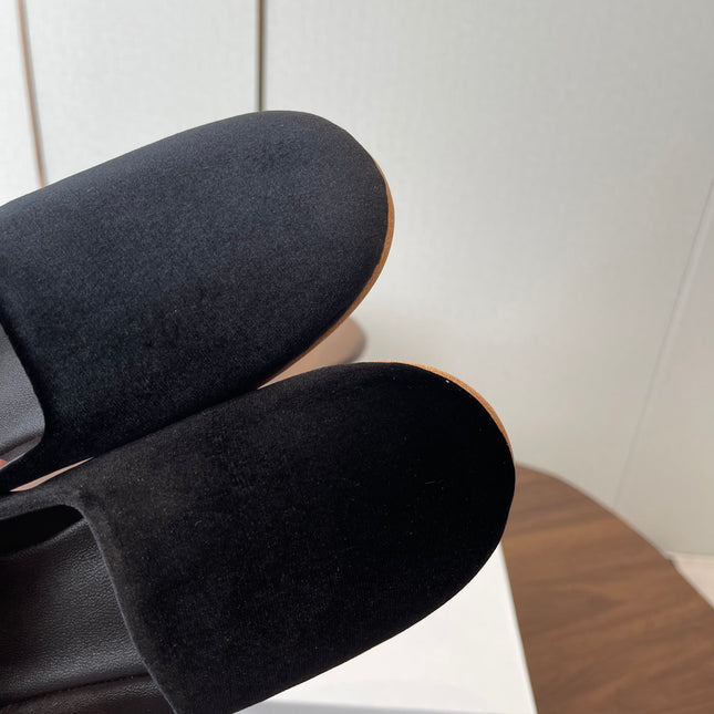 THE ROW 26S BALLET FLATS IN BLACK VELVET