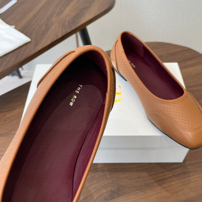 THE ROW 26S SQUARE TOE  BALLET FLATS IN CARAMEL BROWN CALFSKIN