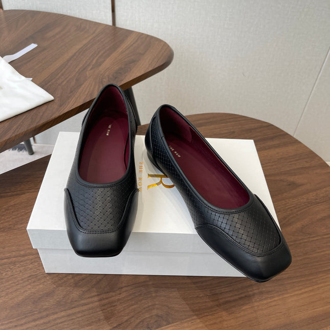 THE ROW 26S SQUARE TOE  BALLET FLATS IN BLACK CALFSKIN