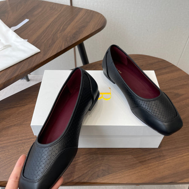 THE ROW 26S SQUARE TOE  BALLET FLATS IN BLACK CALFSKIN
