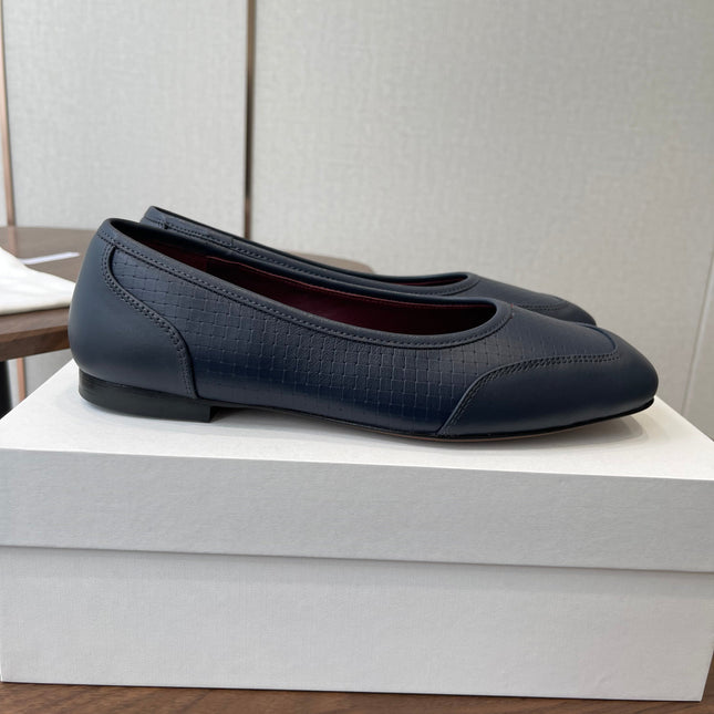 THE ROW 26S SQUARE TOE  BALLET FLATS IN BLUE BLACK CALFSKIN