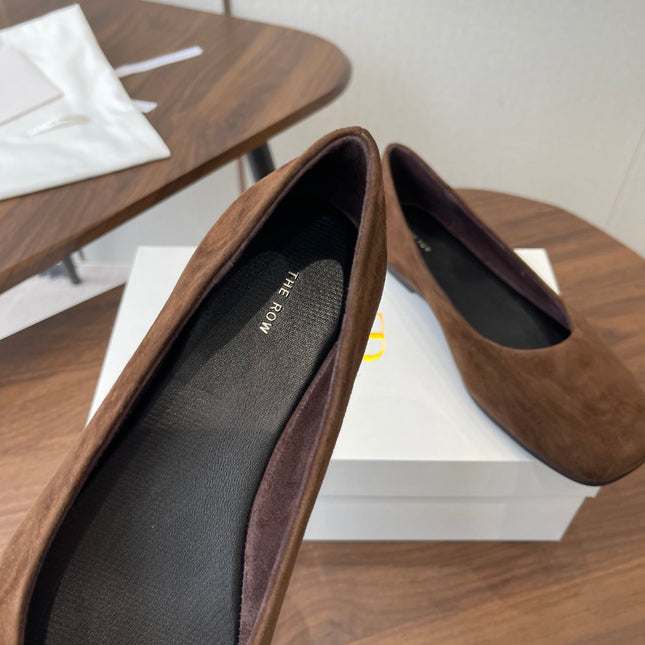 THE ROW 26S FLATS IN DARK BROWN SUEDE