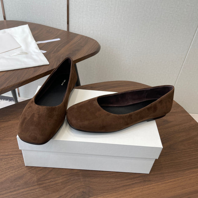 THE ROW 26S FLATS IN DARK BROWN SUEDE