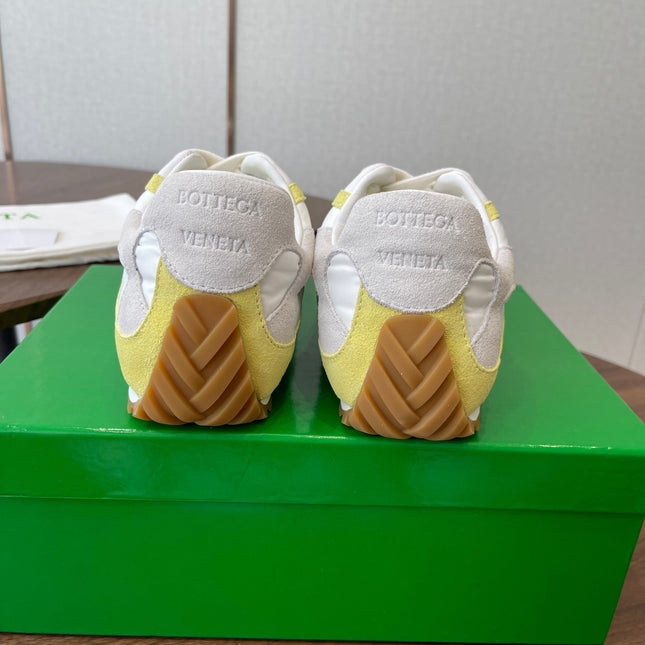 BOTTEGA VENETA 26S ORBIT FLASH SNEAKERS IN WHITE AND YELLOW SUEDE