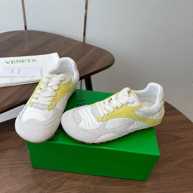 BOTTEGA VENETA 26S ORBIT FLASH SNEAKERS IN WHITE AND YELLOW SUEDE