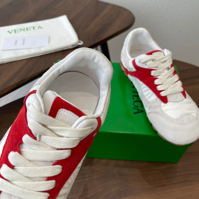 BOTTEGA VENETA 26S ORBIT FLASH SNEAKERS IN WHITE AND RED SUEDE