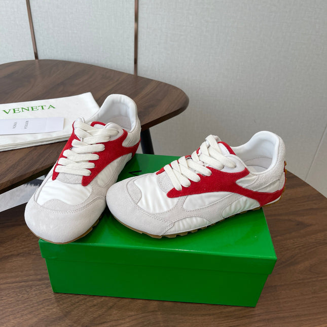 BOTTEGA VENETA 26S ORBIT FLASH SNEAKERS IN WHITE AND RED SUEDE