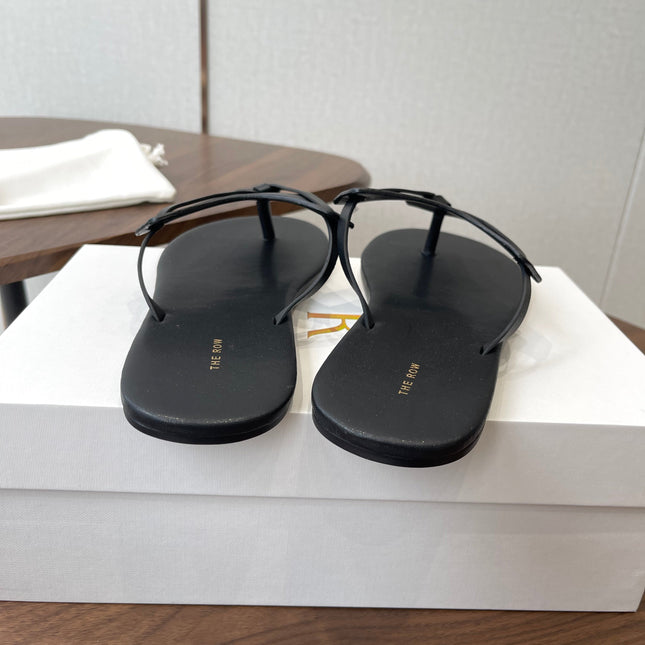 THE ROW 26S T STRAP THONG SANDALS IN BLACK CALFSKIN