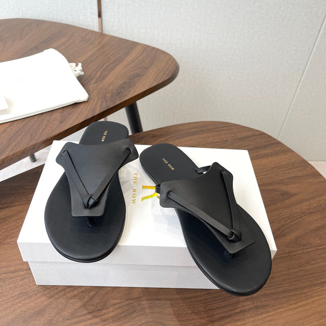 THE ROW 26S T STRAP THONG SANDALS IN BLACK CALFSKIN