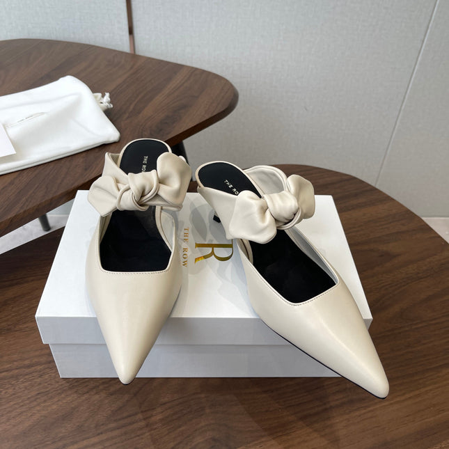THE ROW 26S SLINGBACK POINTED HEELS IN CREAM WHITE CALFSKIN WITH BOW