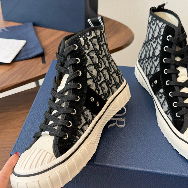 DIOR 26S HIGH-TOP SNEAKERS 30MM IN BLACK AND WHITE DIOR OBLIQUE CANVAS