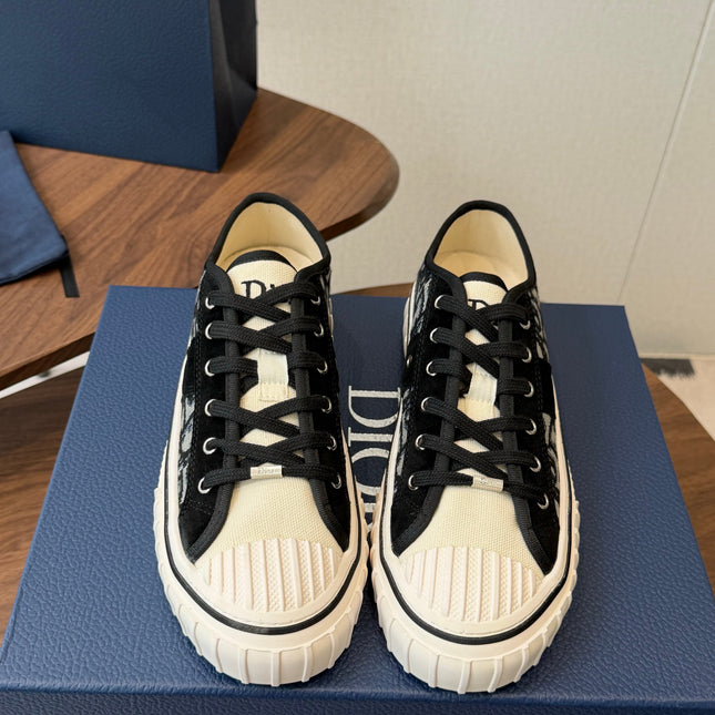 DIOR 26S LOW-TOP SNEAKERS 30MM IN BLACK AND WHITE DIOR OBLIQUE CANVAS