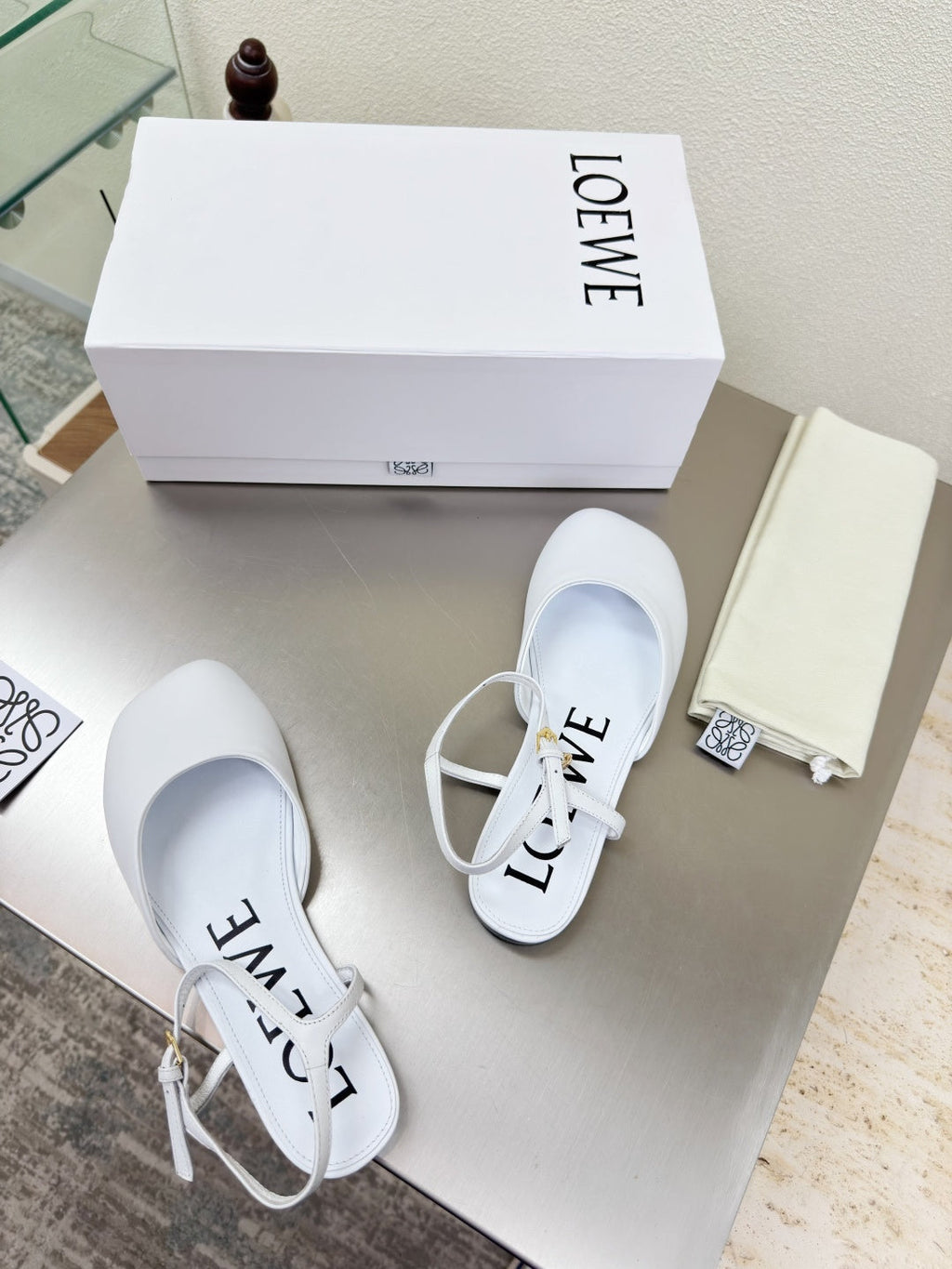 LOEWE 26S SLINGBACK FLAT PUMPS IN WHITE CALFSKIN