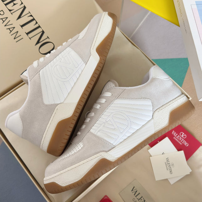VALENTINO 25S GARAVANI FREEDOTS SNEAKERS IN BEIGE SUEDE AND WHITE LAMBSKIN