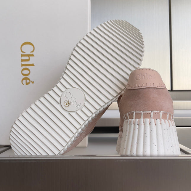CHLOÉ 26S WEDGE SNEAKERS 70 MM IN PINK BEIGE SUEDE
