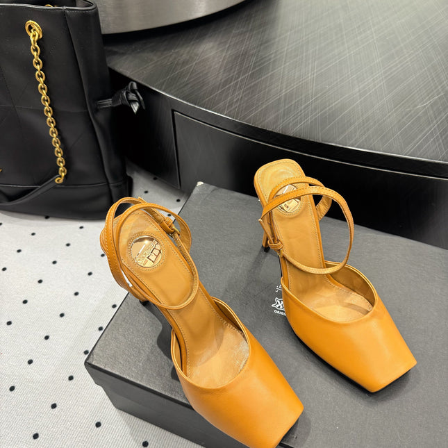 YSL 26S SQUARE-TOE HIGH HEELS 105 MM IN OCHRE YELLOW CALFSKIN