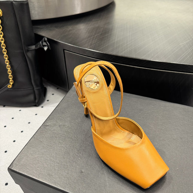 YSL 26S SQUARE-TOE HIGH HEELS 105 MM IN OCHRE YELLOW CALFSKIN