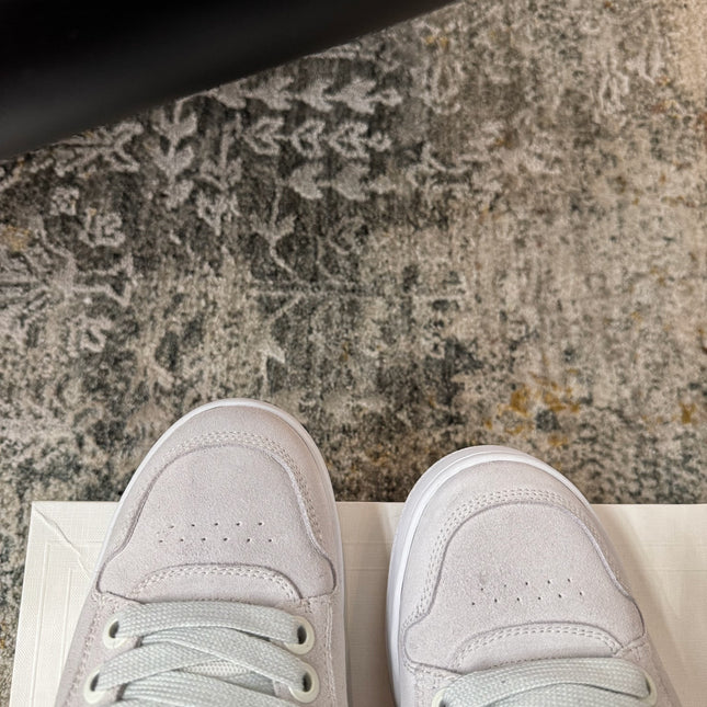 CELINE 26S SNEAKER IN LIGHT GREY SUEDE