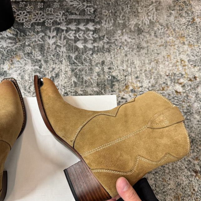 CELINE 26S ANKLE BOOTS 55 MM IN CAMEL BROWN SUEDE