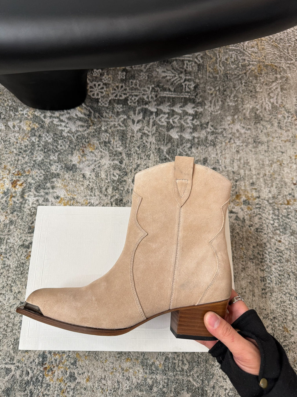 CELINE 26S ANKLE BOOTS 55 MM IN BEIGE SUEDE