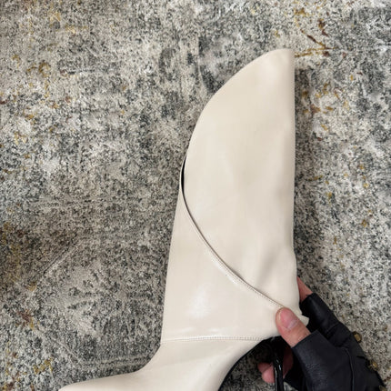 BALMAIN 26S BOOT 95 MM IN CREAM WHITE CALFSKIN
