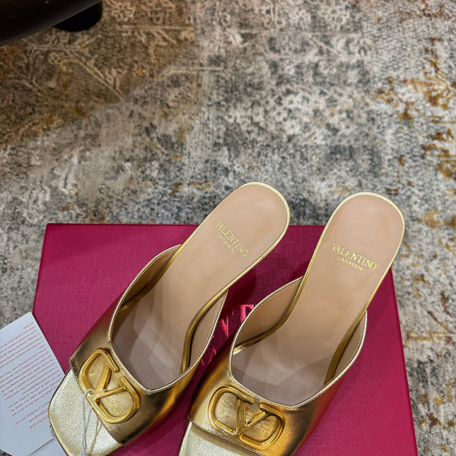 VALENTINO 26S HIGH HEEL SANDALS 105 MM IN METALLIC GOLD CALFSKIN
