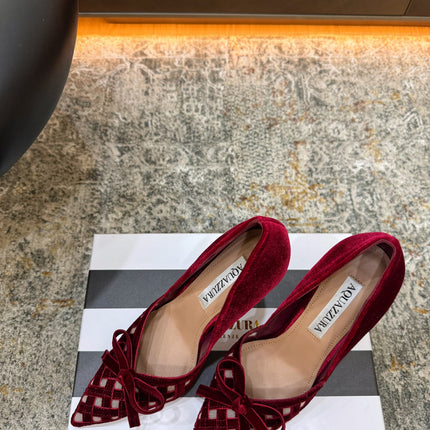 AQUAZZURA 26S BELGRAVIA PUMPS 105 MM IN DARK RED VELVET WITH BOW