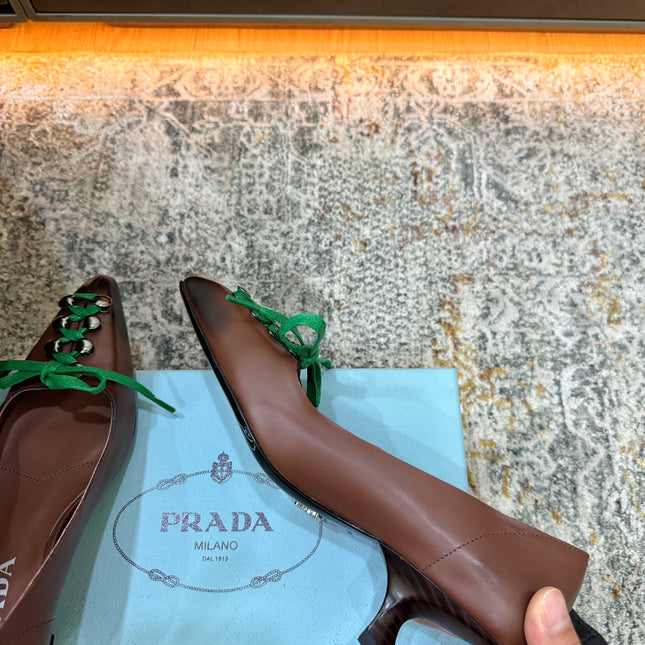 PRADA 26S LACE UP STUDDED PUMPS 55MM IN DARK BROWN CALFSKIN WITH GREEN LACES
