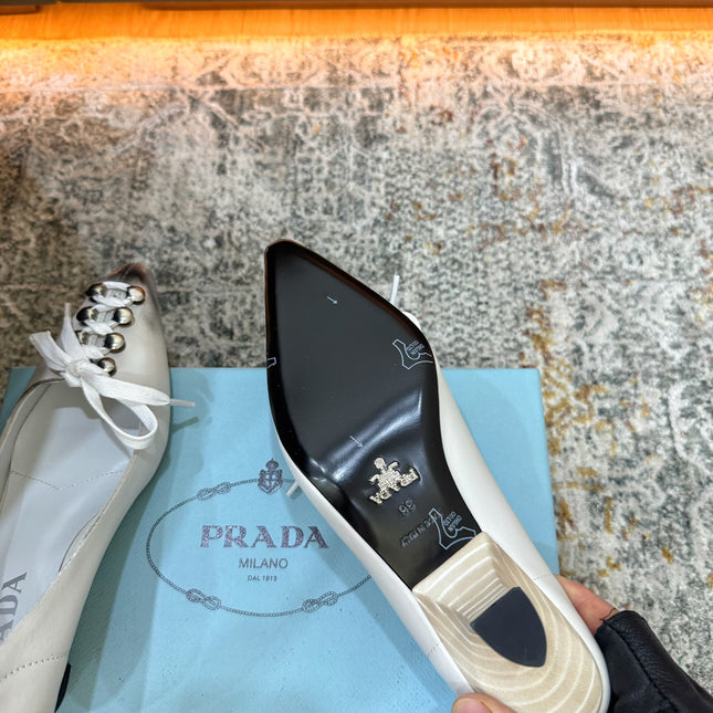 PRADA 26S POINTED TOE LACE UP STUDDED PUMPS 55MM IN WHITE CALFSKIN