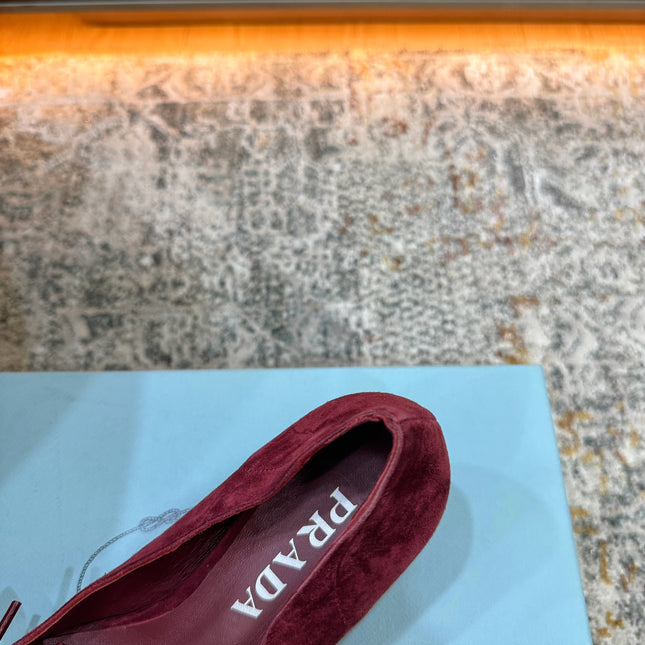 PRADA 26S POINTED TOE LACE UP STUDDED PUMPS 55MM IN BURGUNDY RED SUEDE