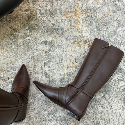 HM 26S FLAT KNEE-HIGH BOOTS IN DARK BROWN CALFSKIN