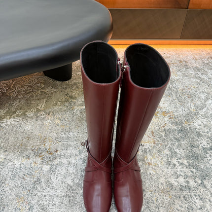 HM 26S FLAT KNEE-HIGH BOOTS IN WINE RED CALFSKIN