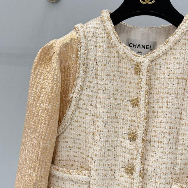 CHANEL 26S TWEED WOOL COAT 893