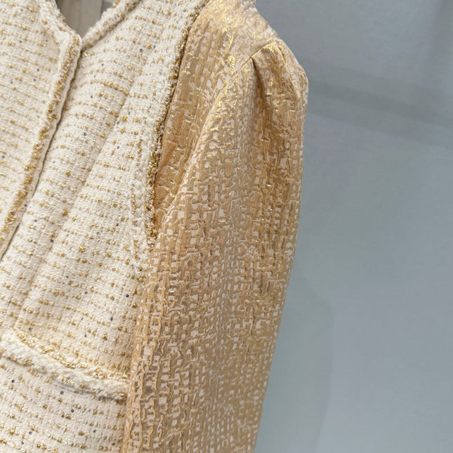 CHANEL 26S TWEED WOOL COAT 893