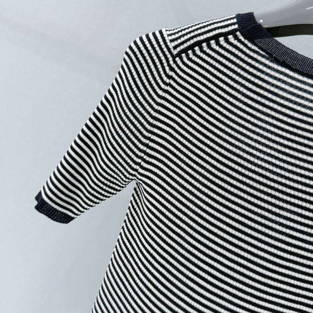 PRADA 26S SHORT SLEEVED KNIT T-SHIRT 811