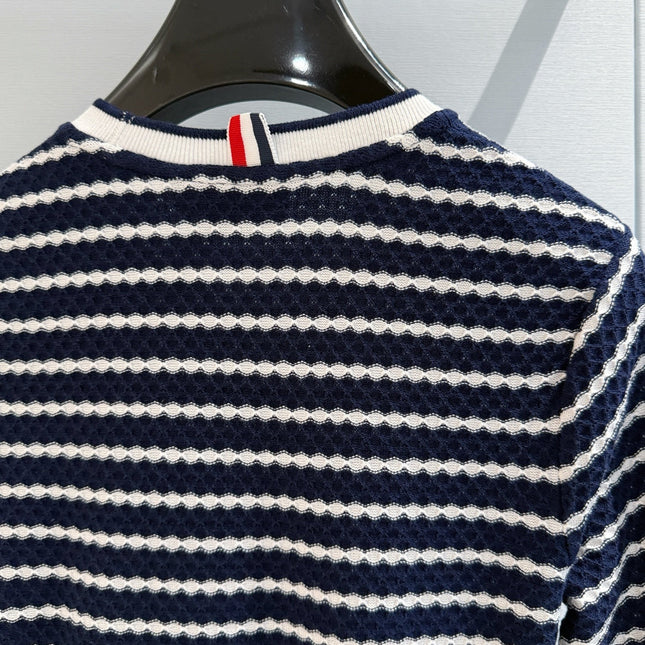 THOM 26S SHORT-SLEEVE KNIT TOP STYLE 198