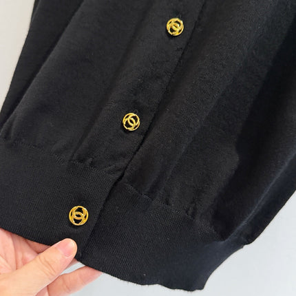 CHANEL 26S KNIT CARDIGAN 1557
