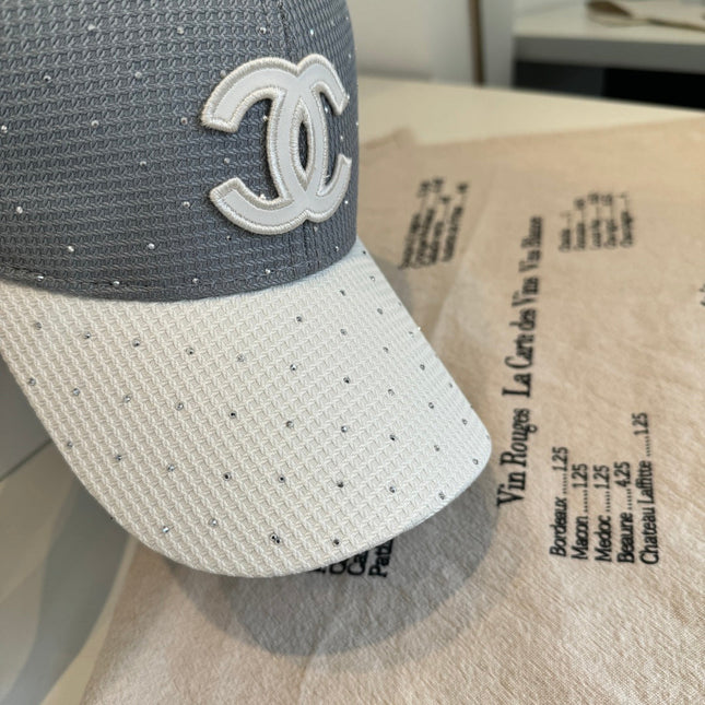 CHANEL 26S CRYSTAL-EMBELLISHED BASEBALL CAP 337800