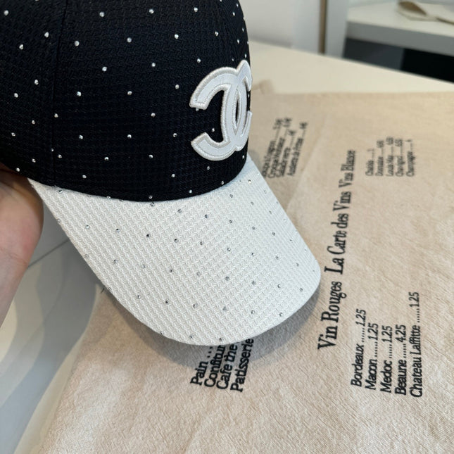 CHANEL 26S CRYSTAL-EMBELLISHED BASEBALL CAP 337801