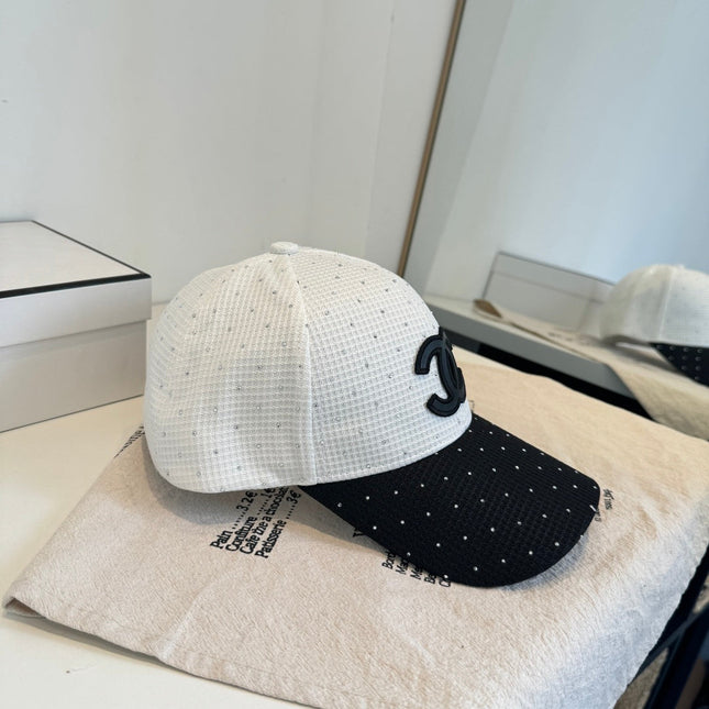 CHANEL 26S CRYSTAL-EMBELLISHED BASEBALL CAP 337803