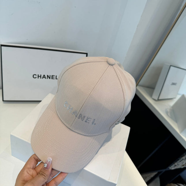 CHANEL 26S BASEBALL CAP WITH CRYSTAL CC LOGO 337986